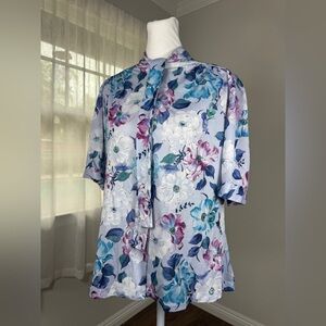 Vintage ‘80s Teddi of California Light Gray Floral Print Tie Neck Blouse